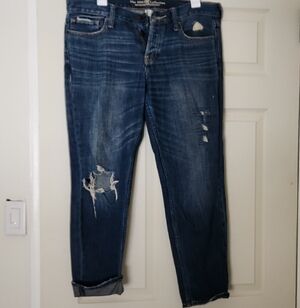 Women Cropped Distressed Denim Jeans